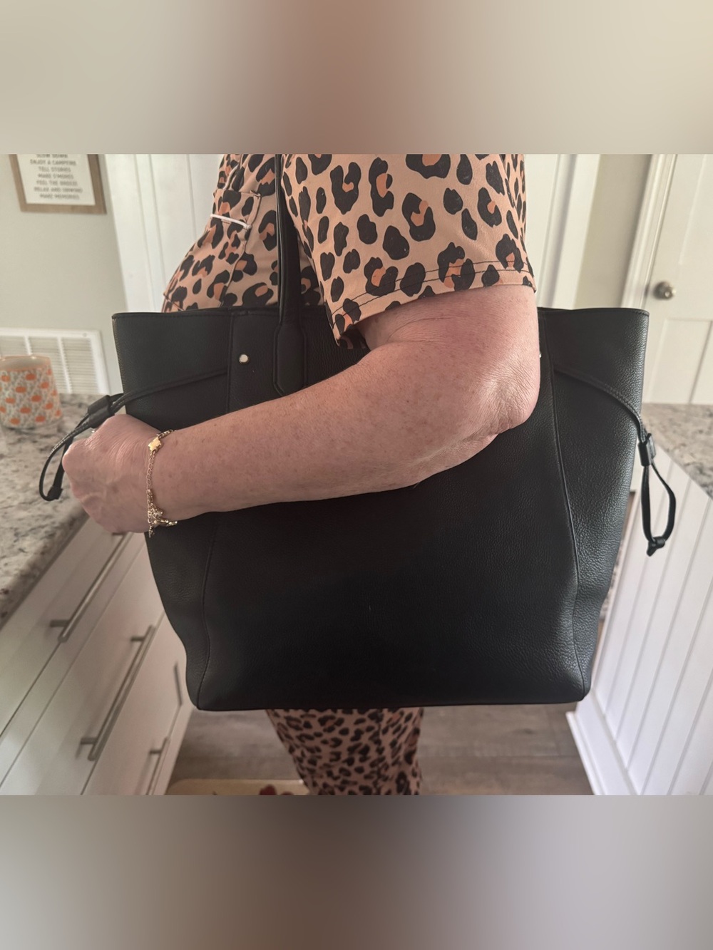 Kate Spade Classic Black Tote Bag with Gold Accent - Picture 10 of 13